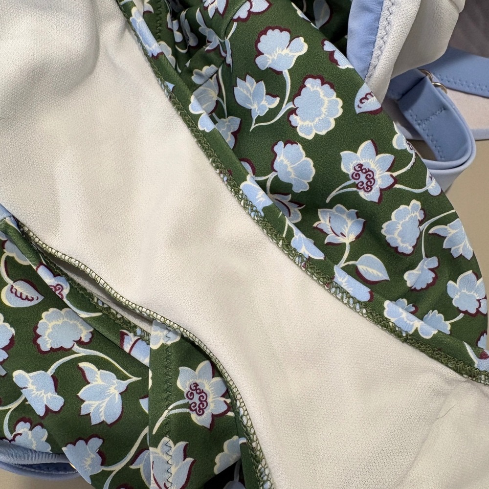 Boden One Piece Swimsuit Women 14 Green Floral V-Neck Adjustable Straps Preppy - Picture 8 of 8